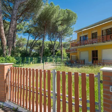 Locazione Turistica La Marina Apartment *